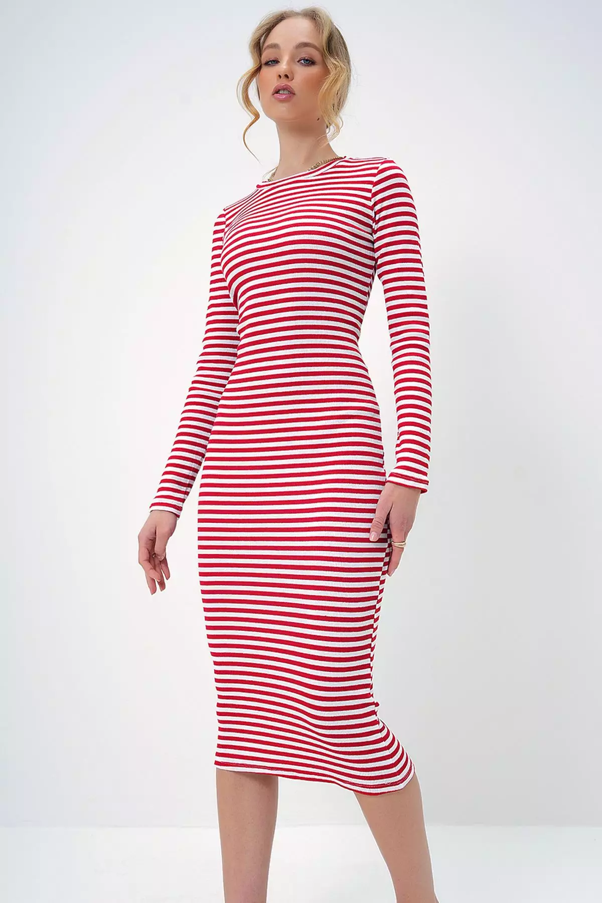 Women's Red Crew Neck Striped Midi Length Basic Dress
