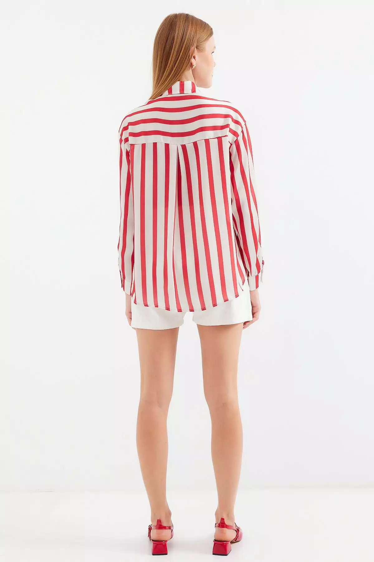 Long Sleeves Collared Shirt