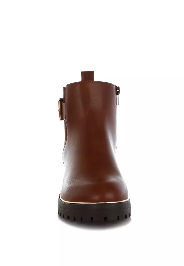 Chunky Buckle Detail Ankle Boots in Tan