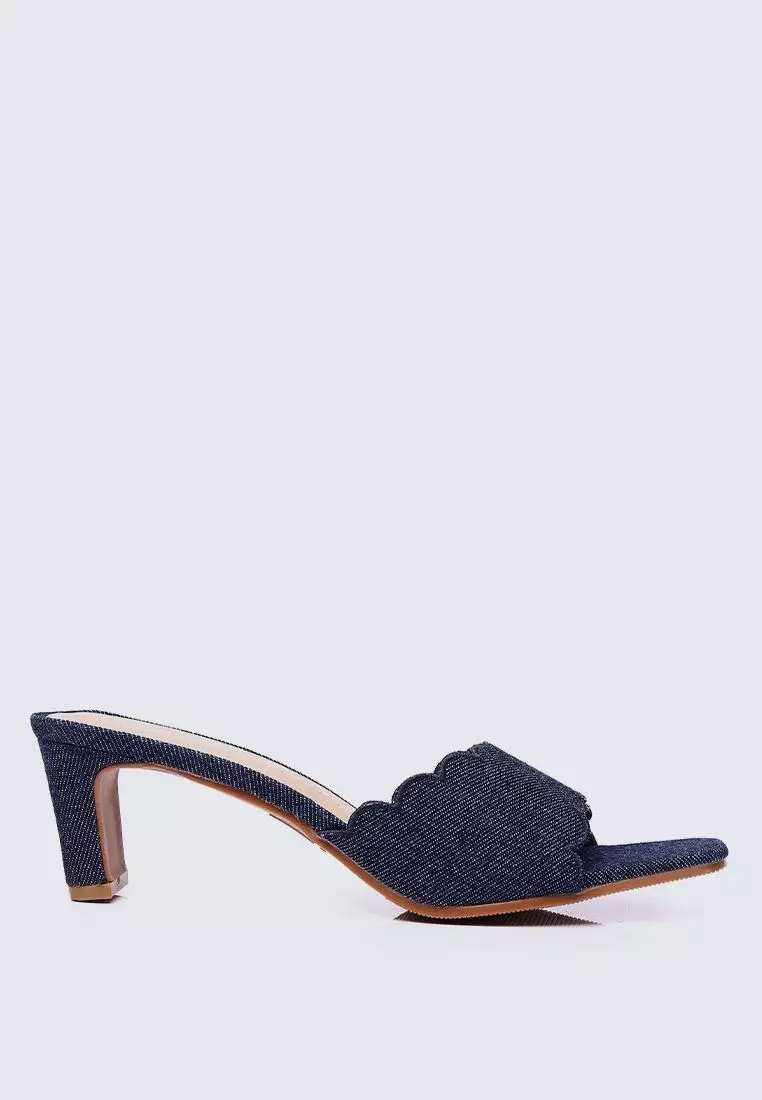 Comfy shop navy heels