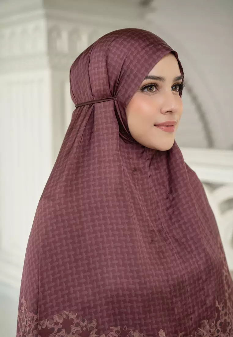Haramain 2 Prayer Robe - Oud Red