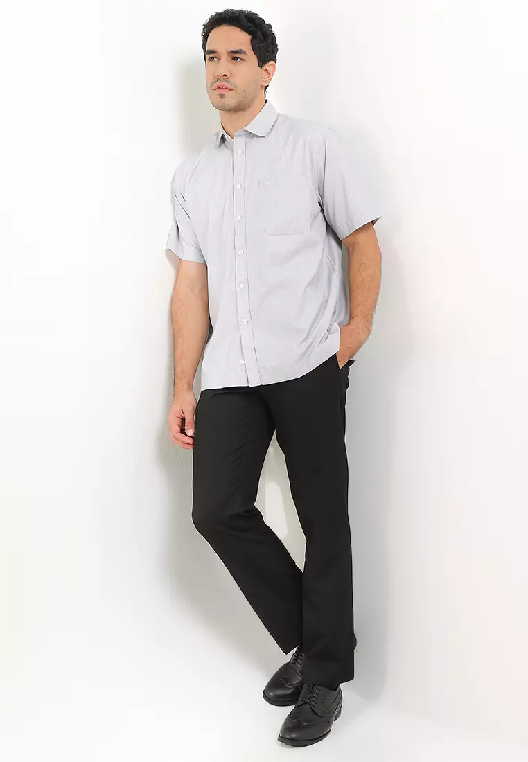 Kemeja Lengan Pendek Guy Laroche Printed Vougen - Loop Black Cotton