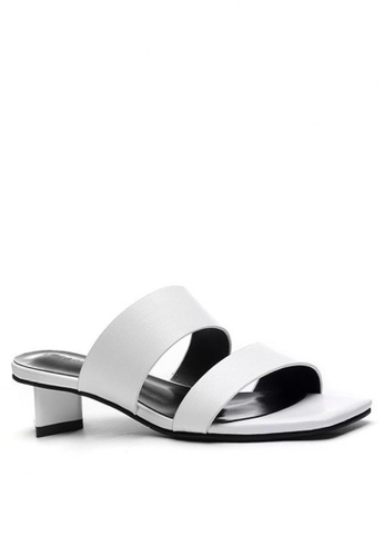 Twenty Eight Shoes Modern Style Flat Sandals 865-2 ADBF0SH3AB89EDGS_1