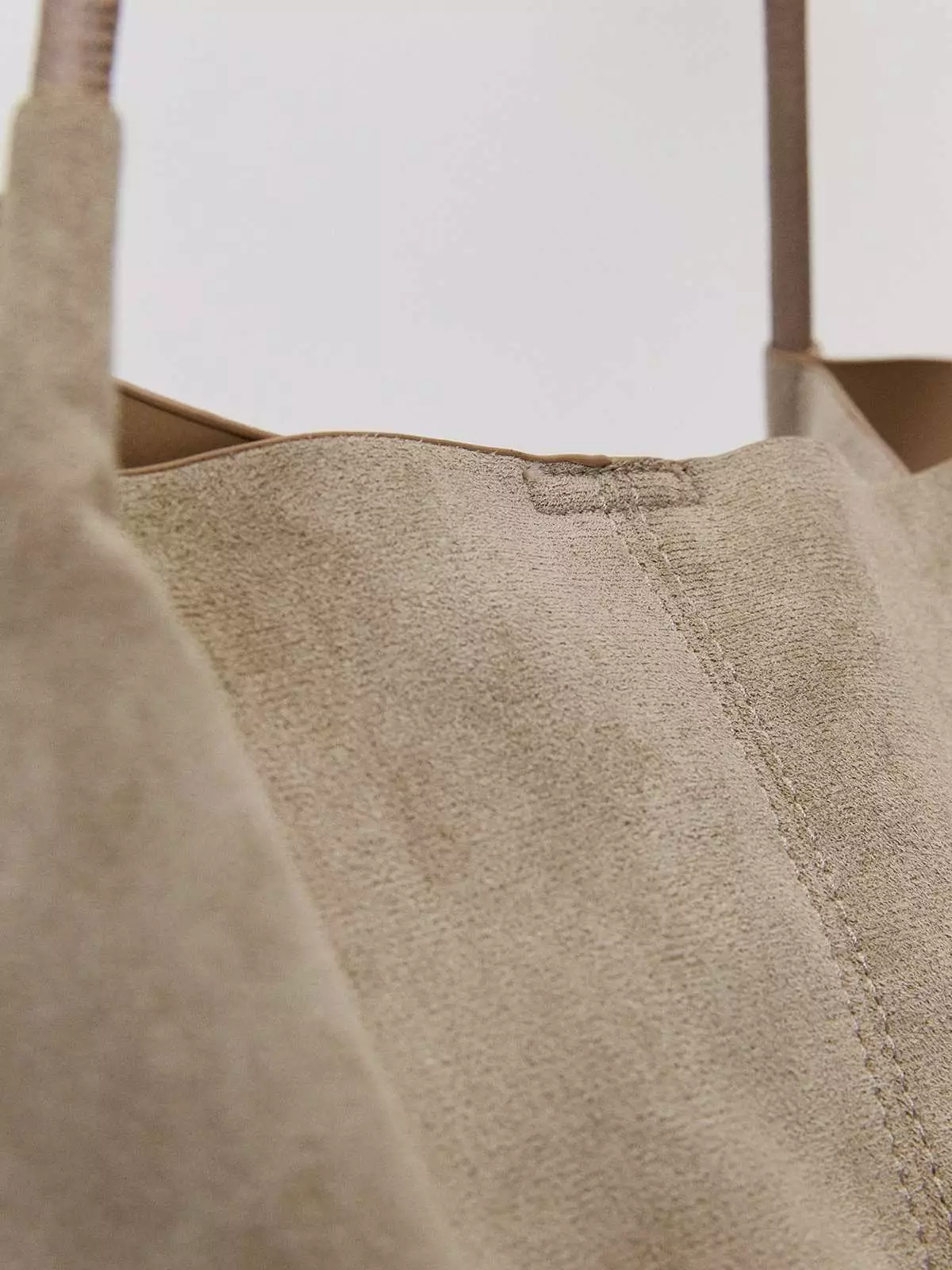 Pomelo - Tas Wanita - Suede Tote Bag - Fair Beige