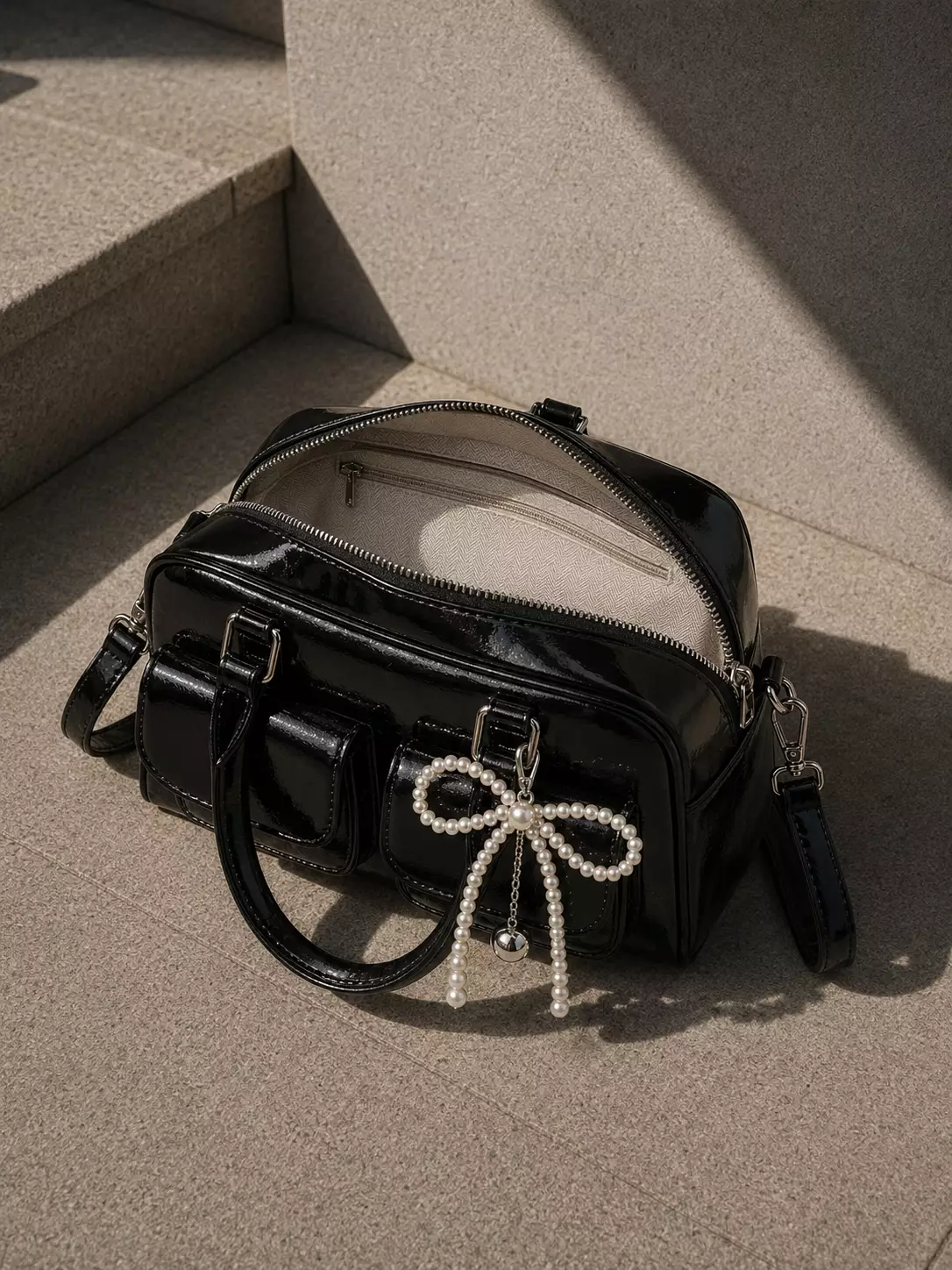 Vedlyn Bellina Tas Selempang Wanita Stylish Elegan Pearl - Black