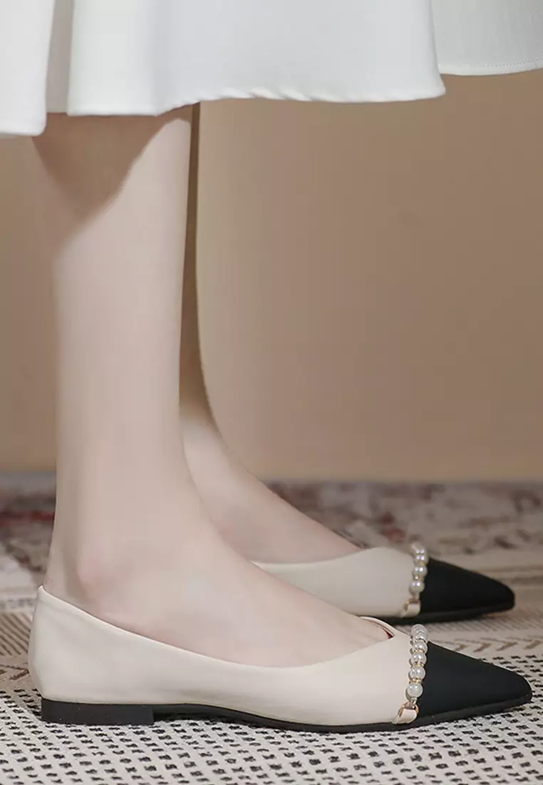 White pointed toe on sale flats