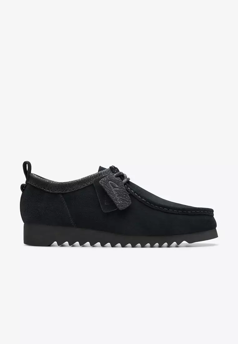 Discount on Clarks  shoes - SKU: Wallabee Ftre Lo Black