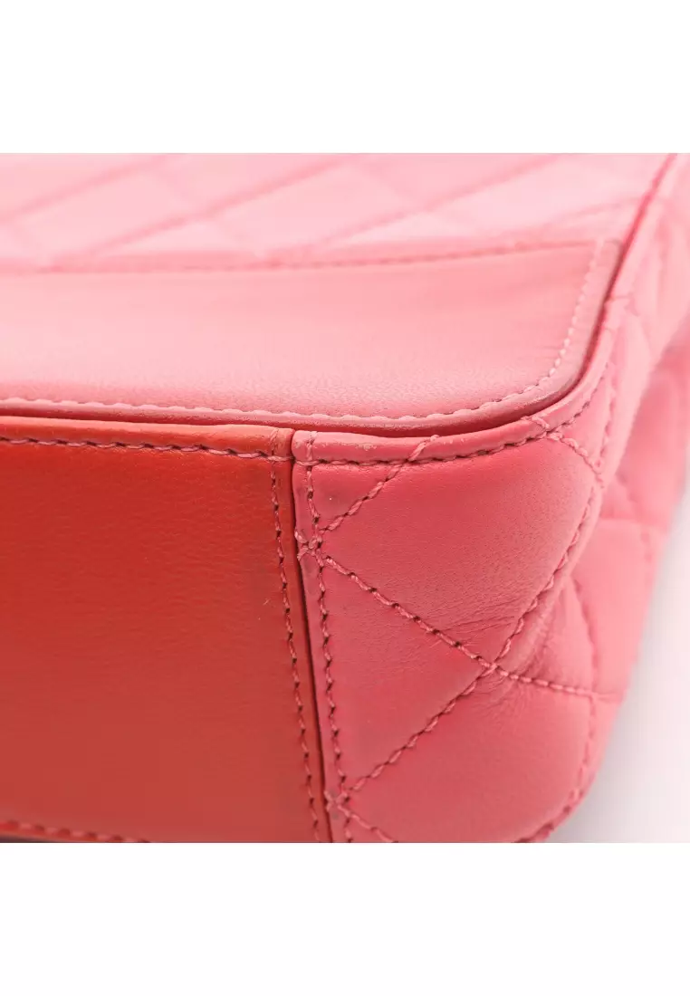 Pre-Loved Chanel matelasse chain shoulder bag leather Red multicolor gold hardware