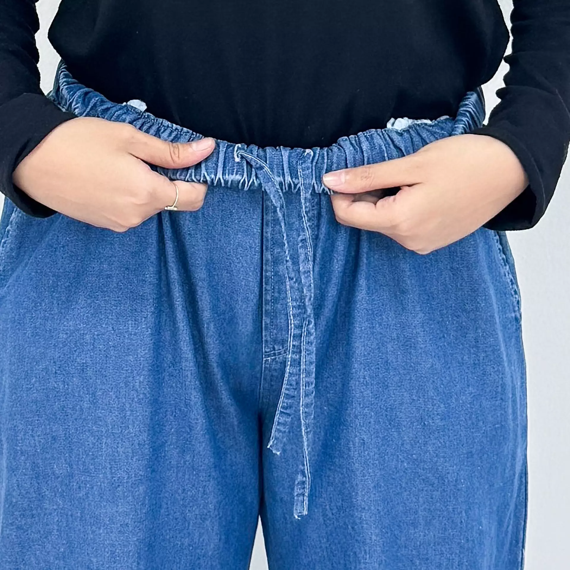 Celana Panjang Denim Wanita Tasya Baggy Pants