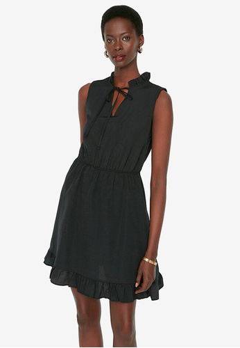 Buy Trendyol Black Dress 2023 Online | ZALORA Singapore