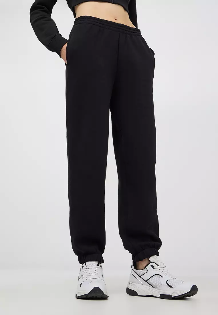 Woman Full-Length Gym Pants