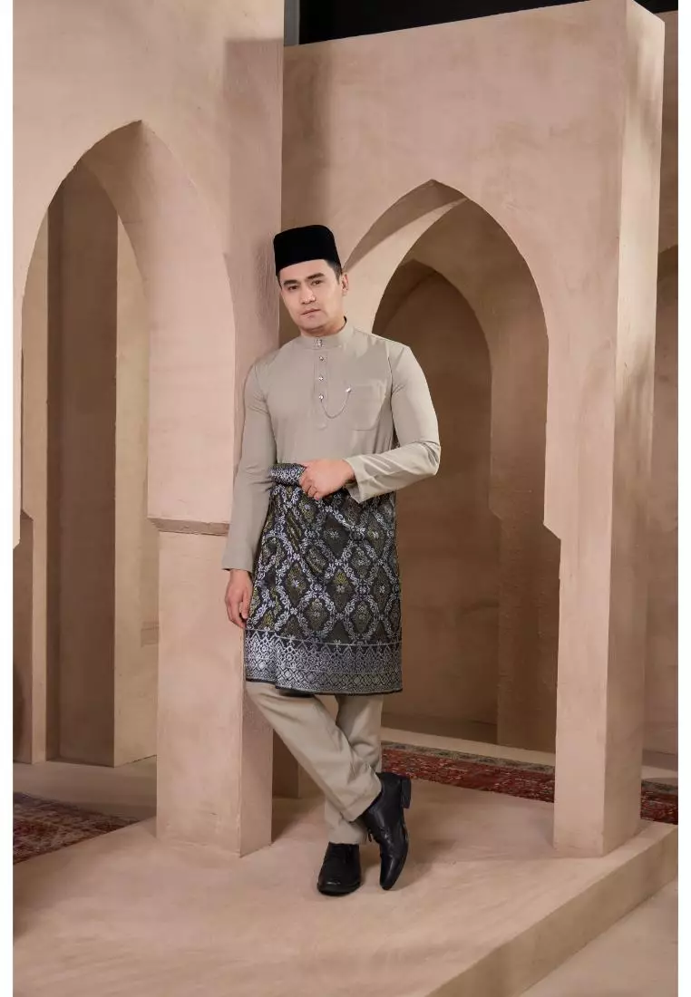 Baju Melayu Mahkota