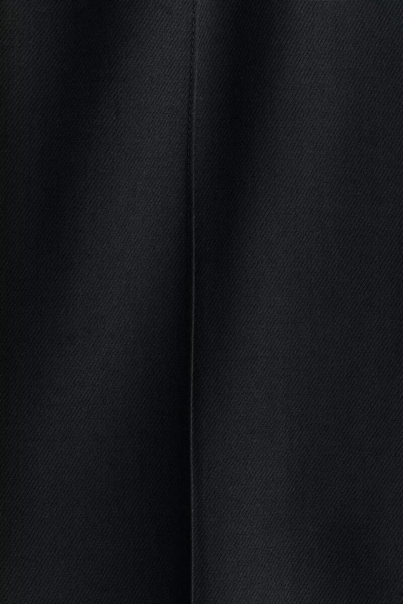 Crease-leg barrel trousers
