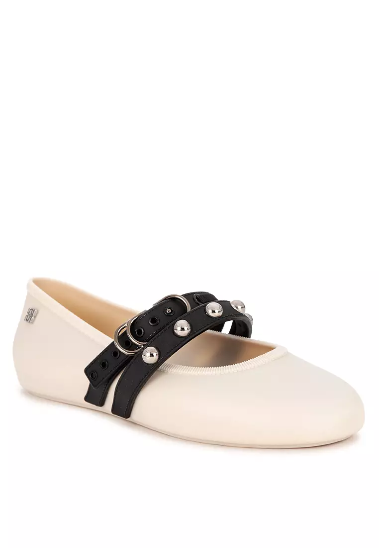 Soft Ballerina Studs Ad