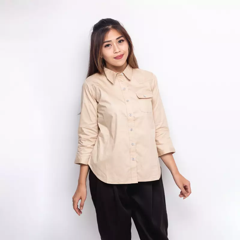 Hatti Shirt in Khaky