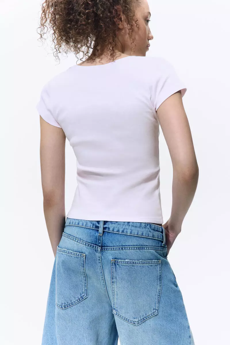 Ribbed V-neck top