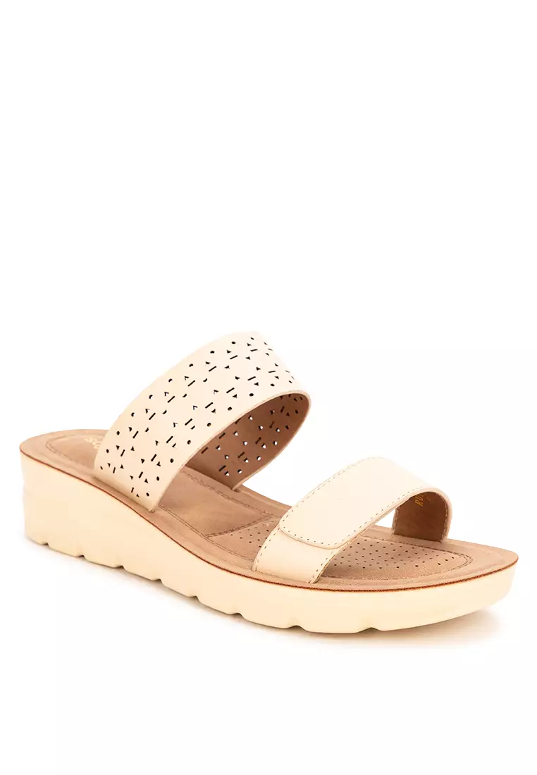 Discount on Unlisted  shoes - SKU: Ruth Slides Softawalk