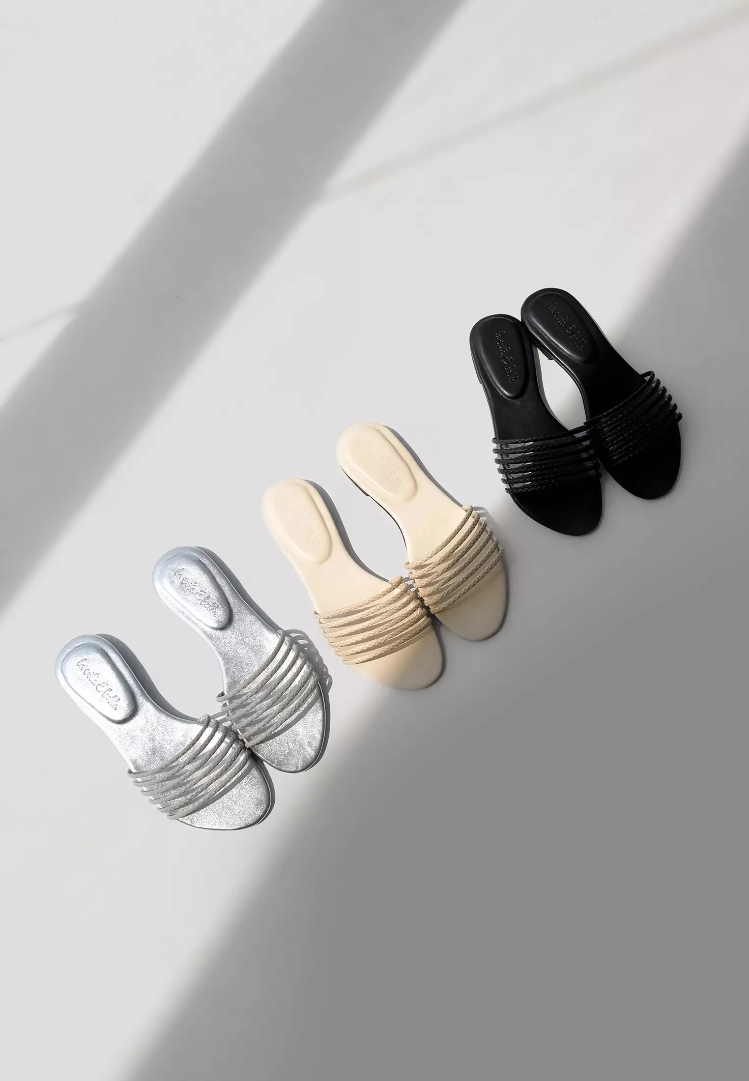 Zoey Sandal Flat Slide Wanita