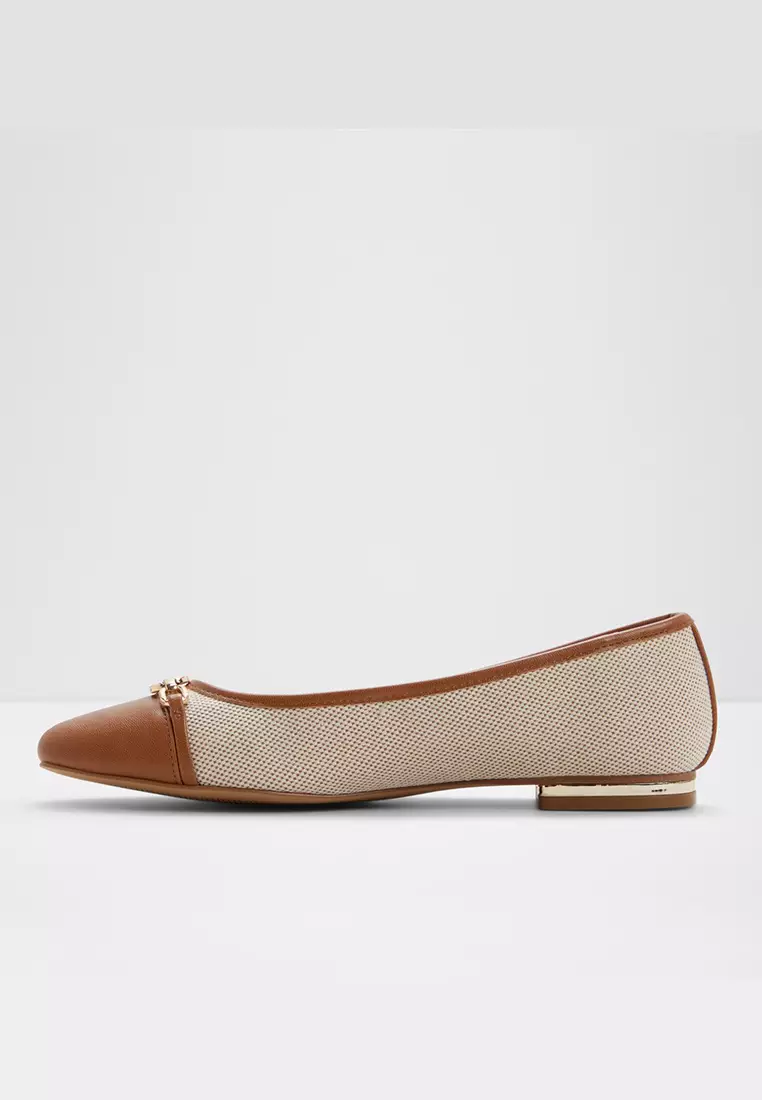 Krishelle Ballet Flats