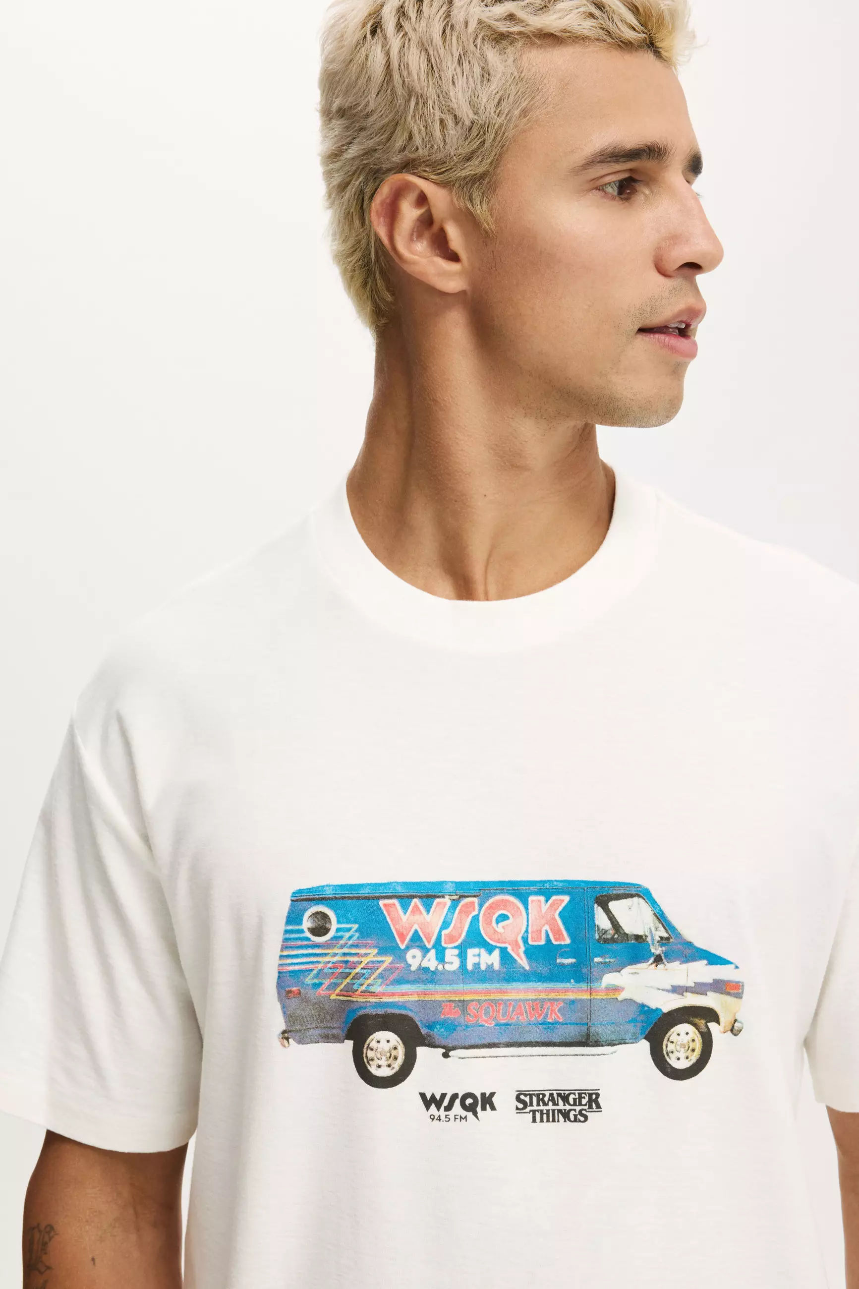 COTTON ON - ATASAN - LOOSE FIT LICENSE T-SHIRT