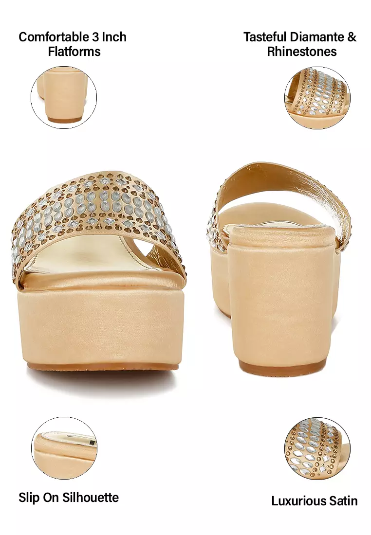 Alas Duduk Bergaya dengan Detail Berlian Imitasi dan Berlian Imitasi dalam Warna Emas