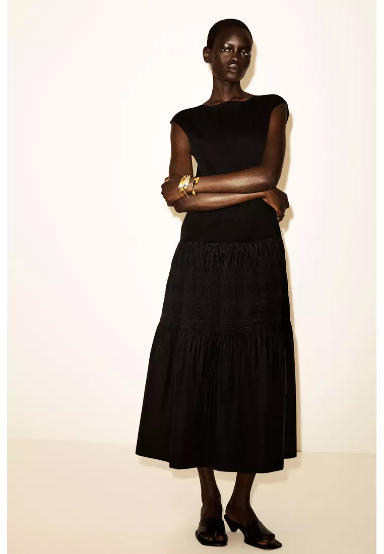 TIERED GATHERED MIDI DRESS