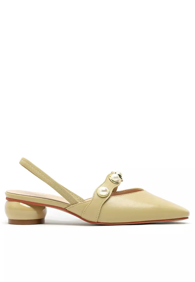 Discount on Twenty Eight Shoes  shoes - SKU: Pearl Buckle Microfiber Leather Slingback Heel 933-5