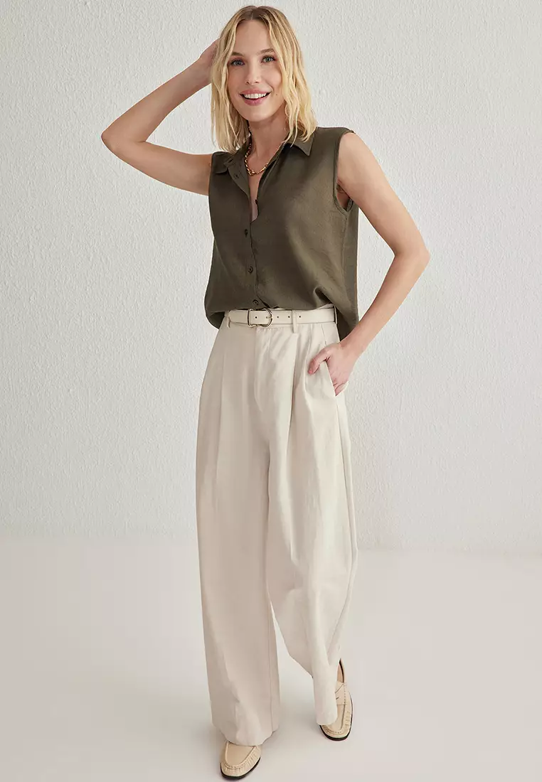 Sleeveless Shirt