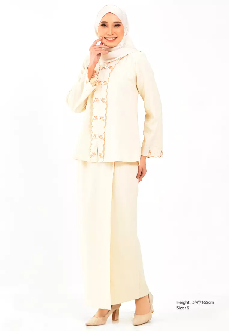 Gene Martino -Dea Ayu Kebaya Modern 8163
