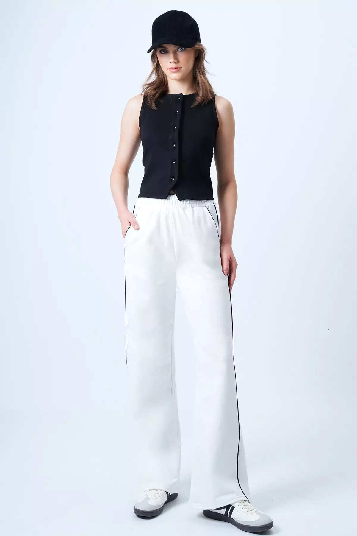Women'S White Wide Leg Sweatpants With Piping Detail And Elastic Waist Alc-X14611