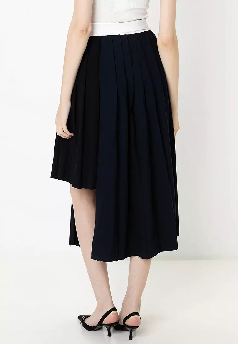 お値下げ！Machat Asymmetric Frill Skirt ASYMMETRIC FRILL MINI SKIRT - Silver | ZARA Thailand
