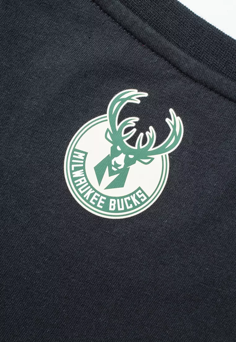 Primary Logo Team Milwaukee Bucks Regular Fit Mens T-Shirt