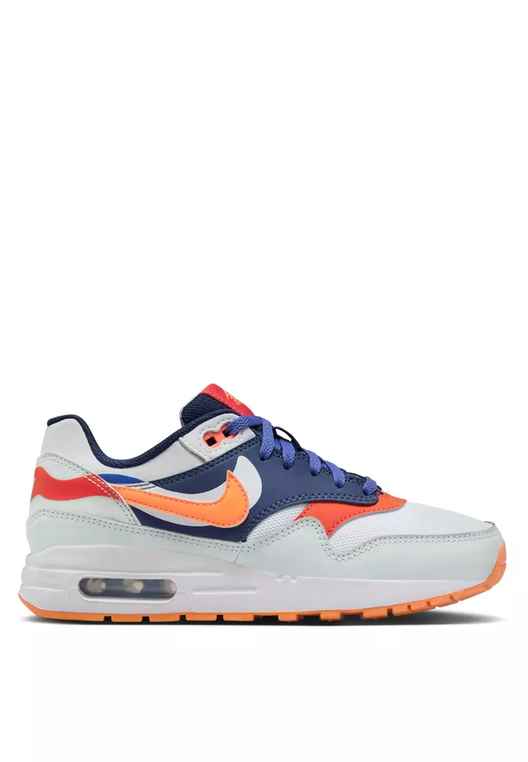 Am1 sneakers hotsell