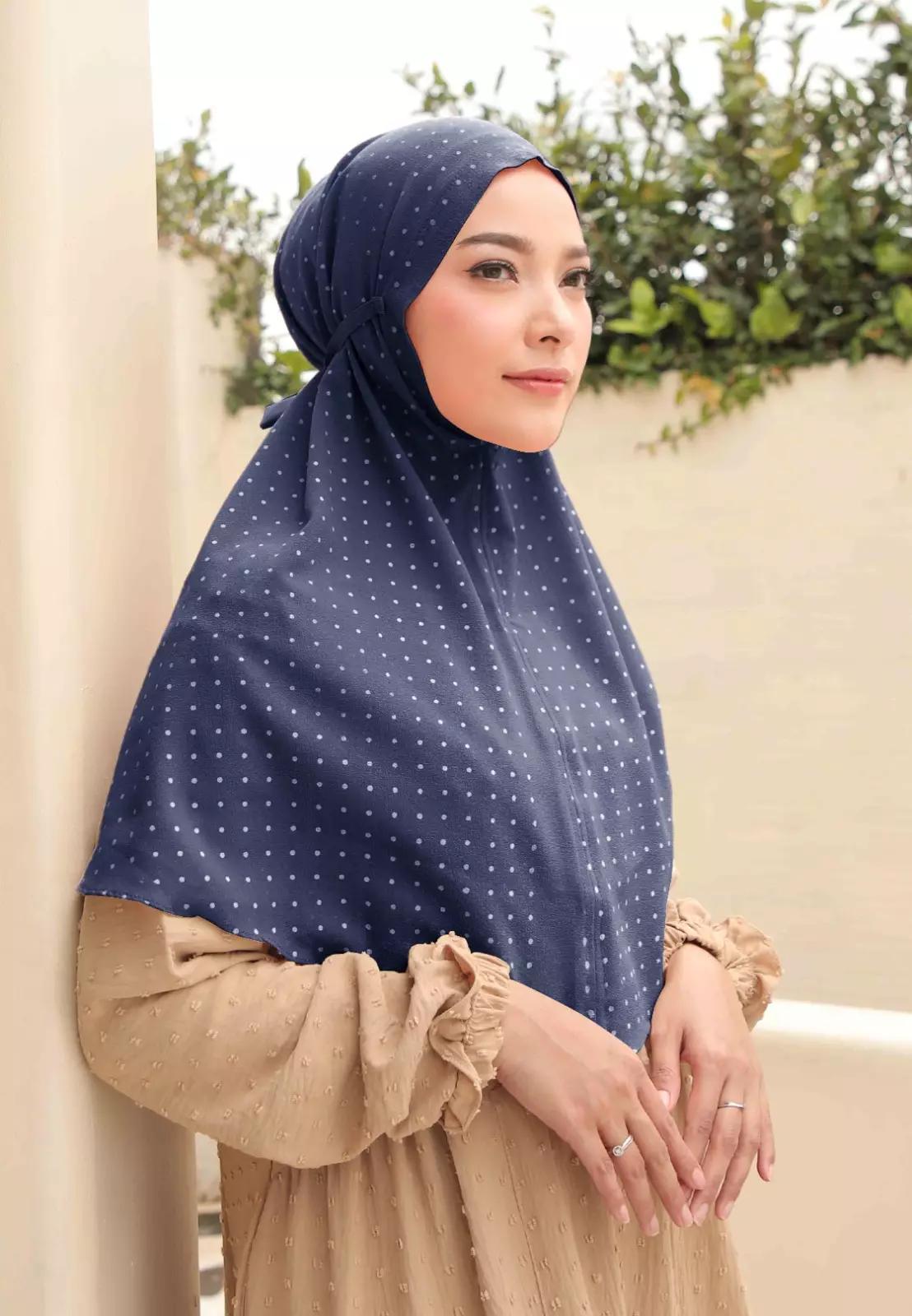 Zelena - Rowena Bergo | Hijab Instan Tali | Kerudung Motif - Navy