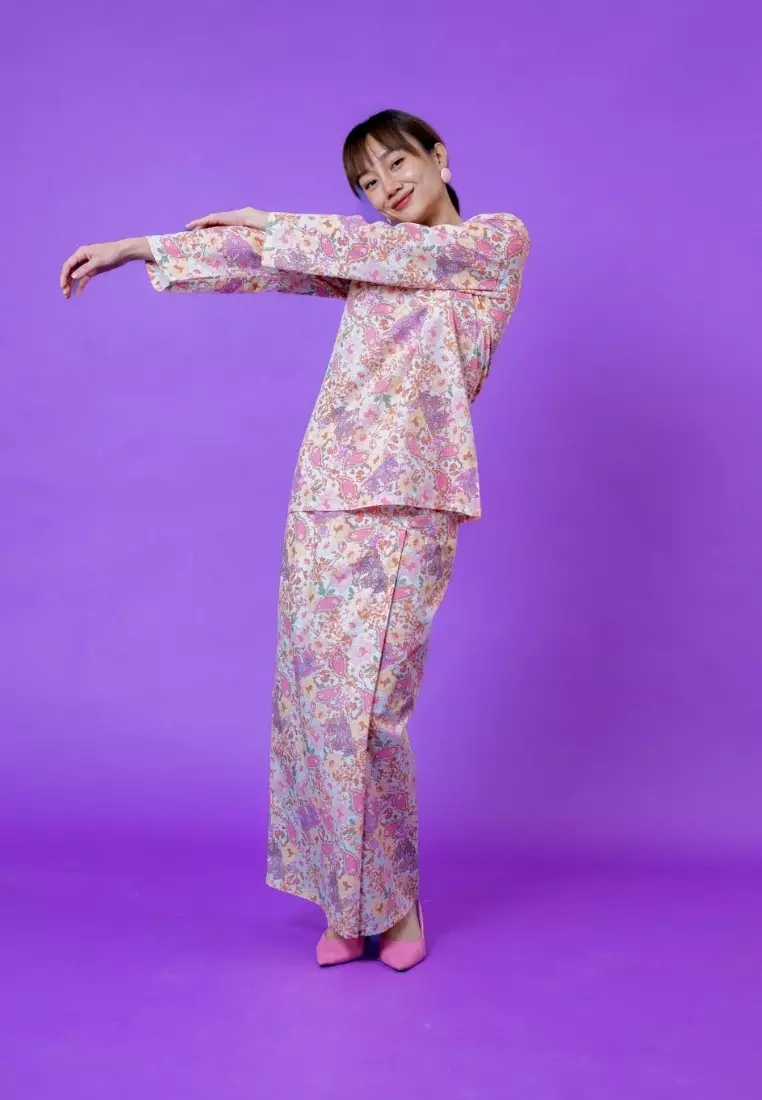 Bayu Somerset Holly Kurung