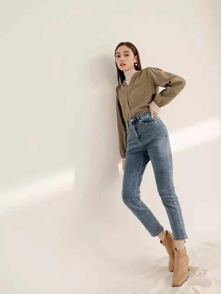 V-neck Design Buttoned Front Drop Sleeve Wrinkled Solid Top [AB17957]