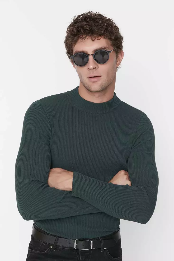 Slim Fit Buttoned Polo Neck Corduroy Knitted Sweater
