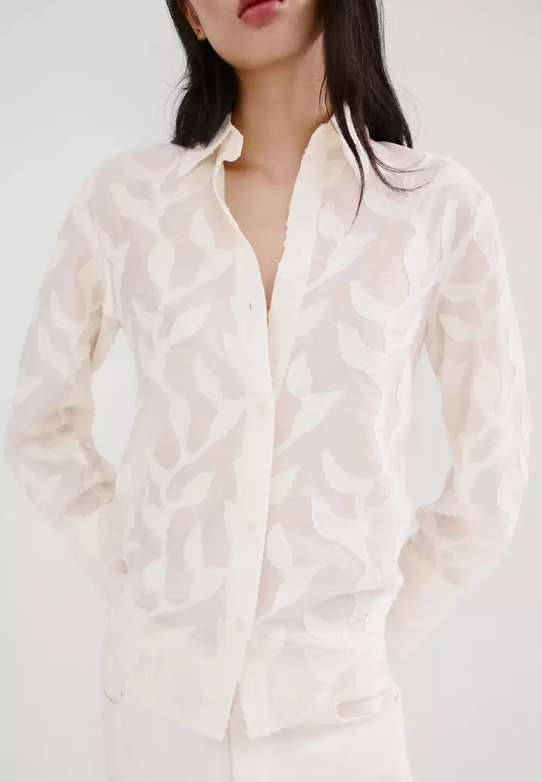 Floral Embroidery Blouse