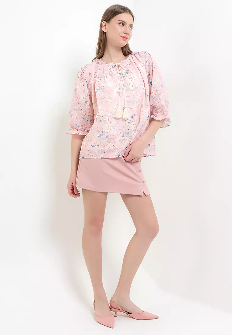 3/4 Ruffles Sleeves Flo Print Eyelet Emb Blouse W/ Tassels