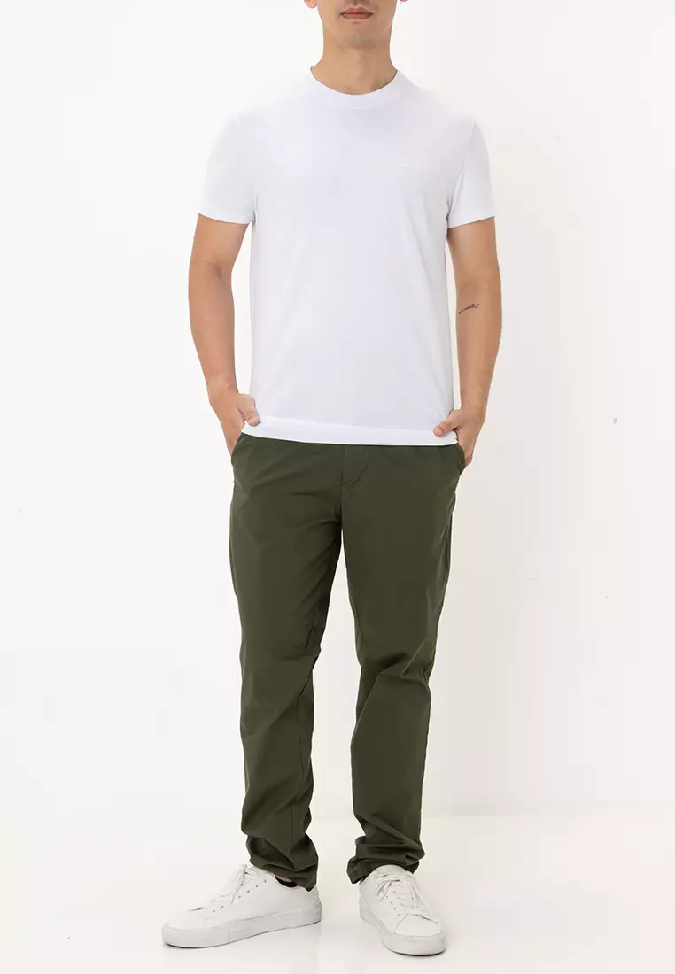 Essential Logo Emb Tee