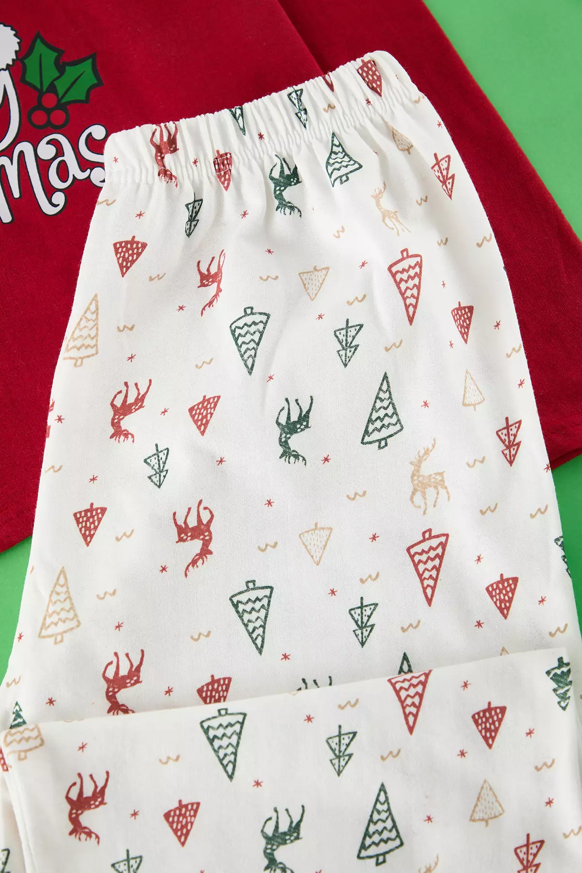 Red Cotton Christmas Themed Knitted Pajama Set Thmaw25Pt00220