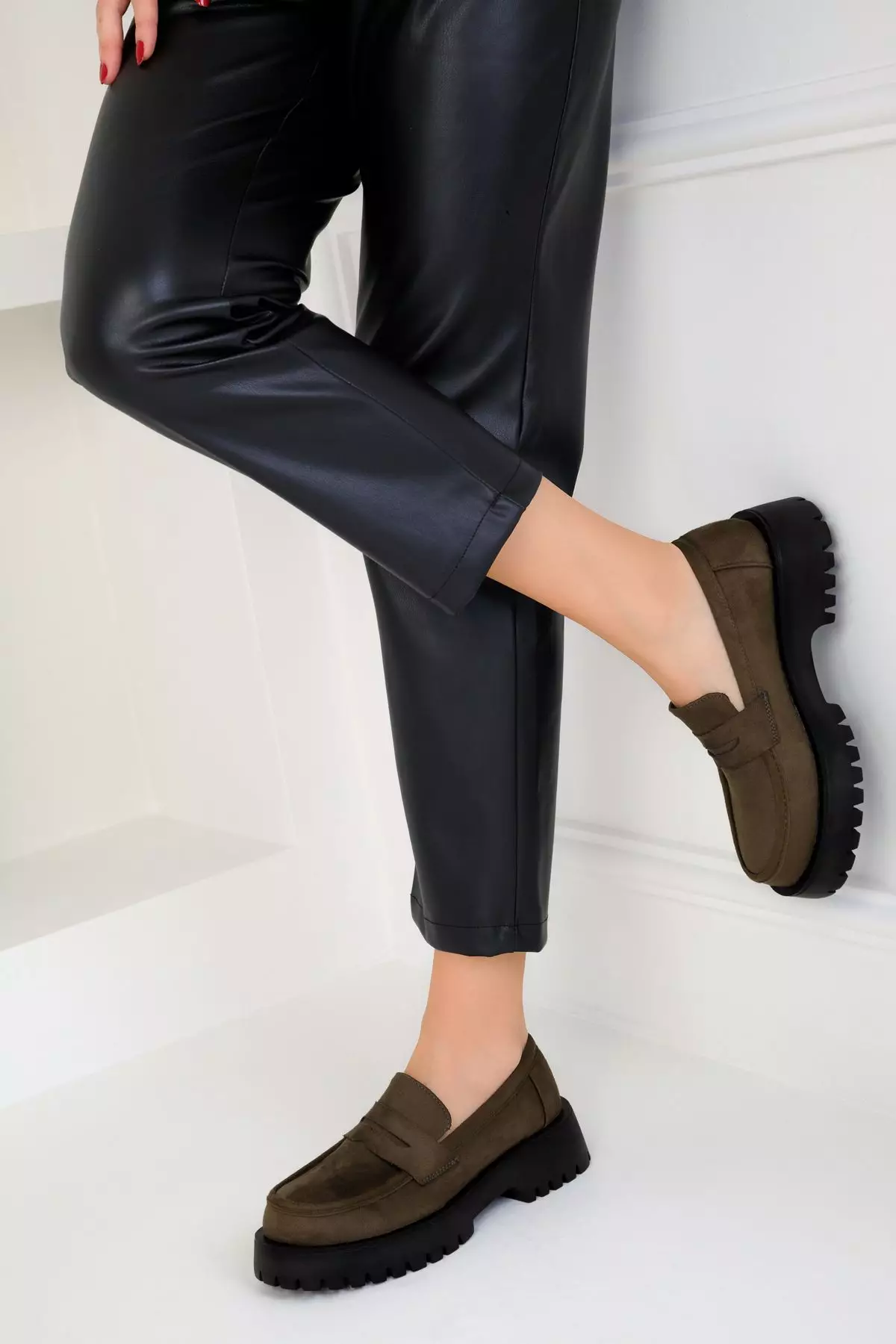 Discount on Soho  shoes - SKU: Khaki Suede Loafers