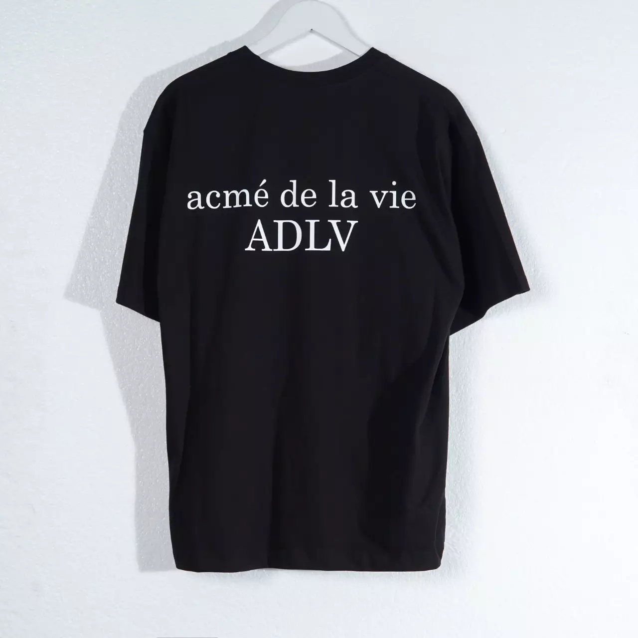 Kaos ADLV YELLOW FLOWER EARRINGS GIRL BLACK TSHIRT 100% ORIGINAL