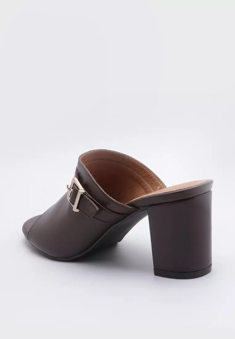 Buccheri Sandal Wanita Carmelina Brown