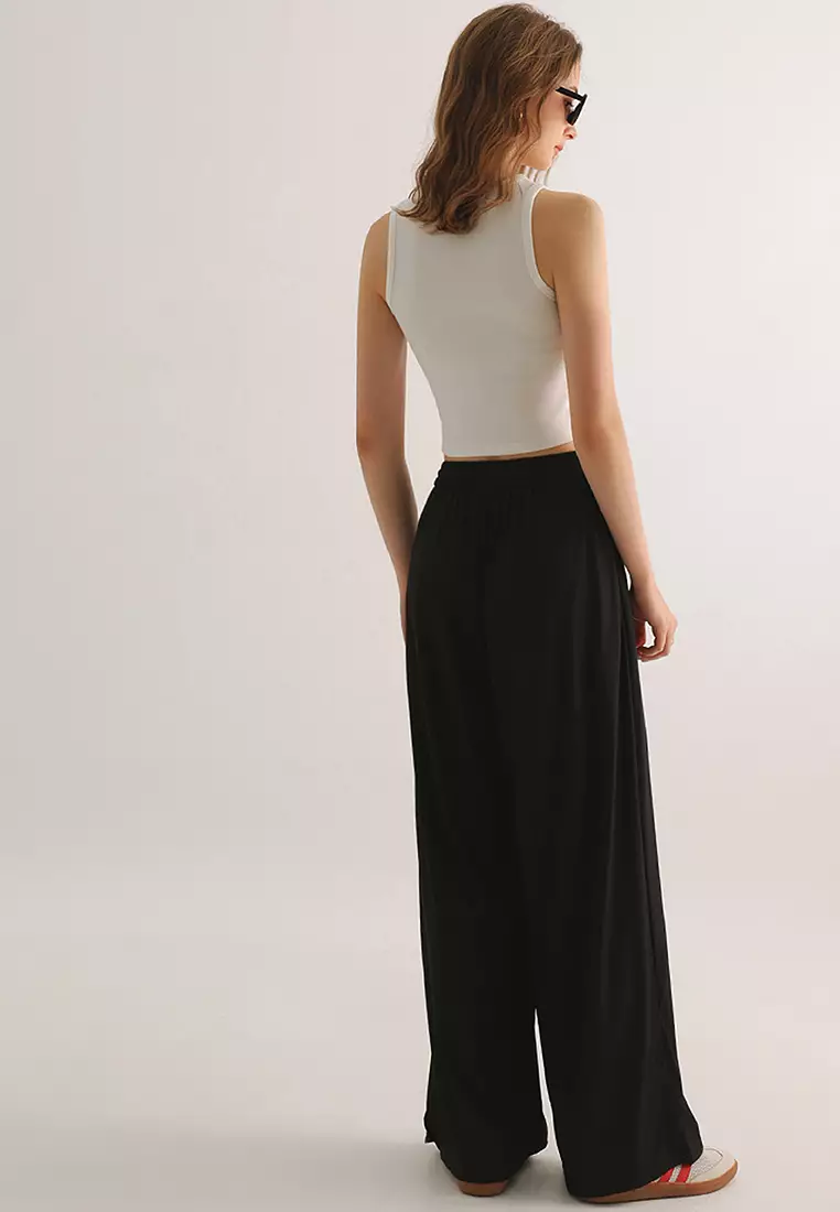 Star Cutout Tank Top