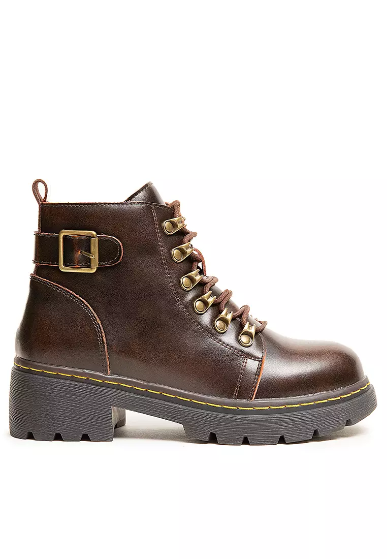 Discount on Twenty Eight Shoes  shoes - SKU: 5CM Buckle Leather Martin Boots MZ5085-2