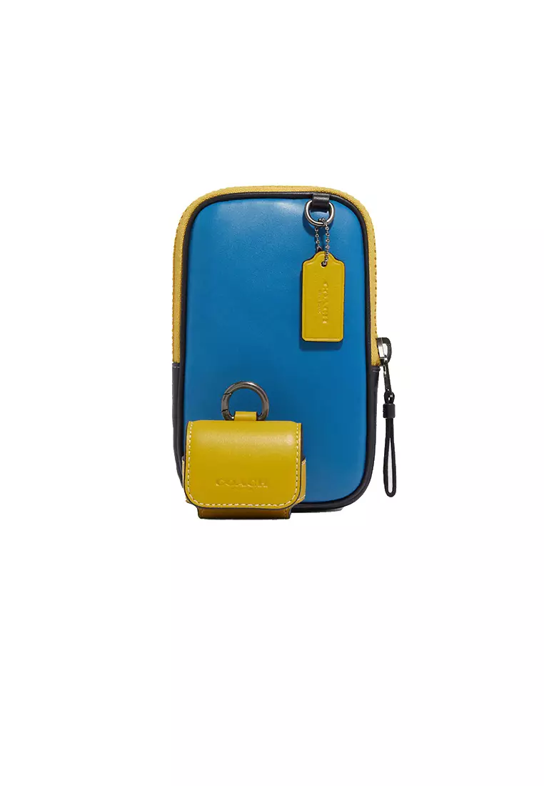 Coach multifunction pouch discount