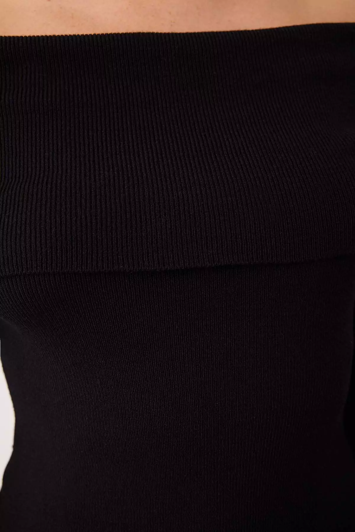 Black Premium Yarn/Special Yarn Carmen Collar Knitwear Sweater