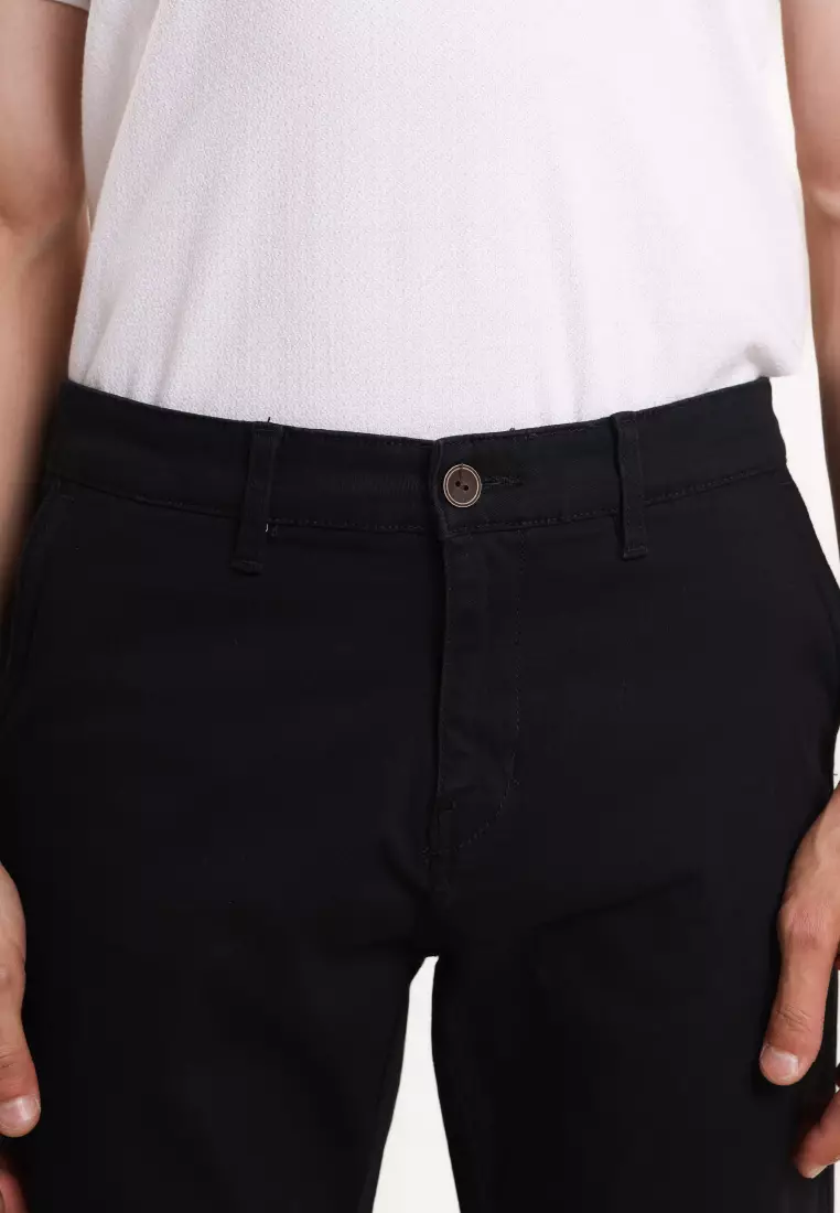 Used 1968 - 565 Celana Panjang Chinos Pria Regular Fit