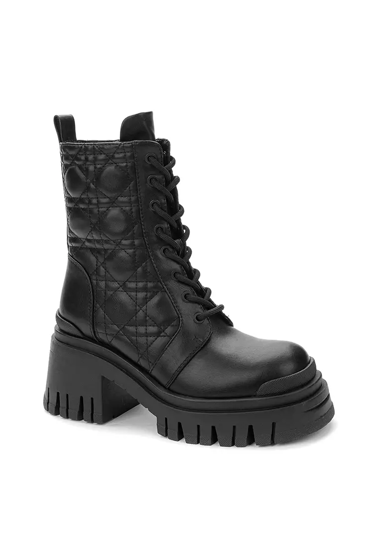 White combat boots black laces outlet